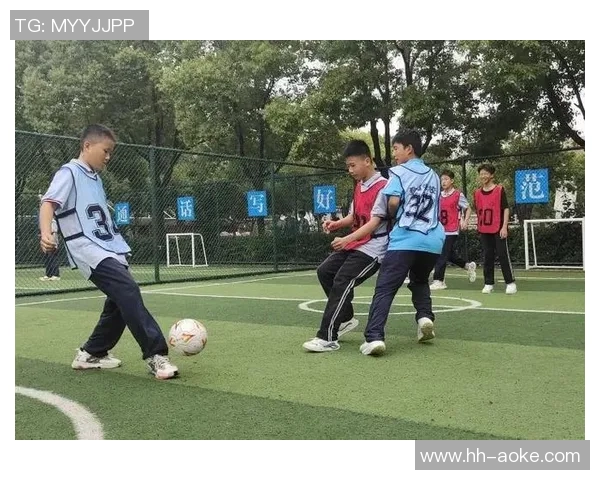 带球奔跑破防如风 这些足球明星的直线突破让人惊叹